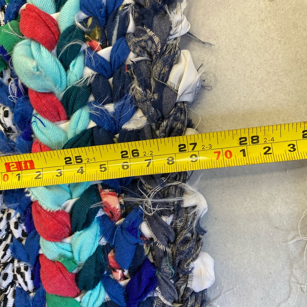 Handcrafted Rag Rug Pet Bed - Picture 4 of 5